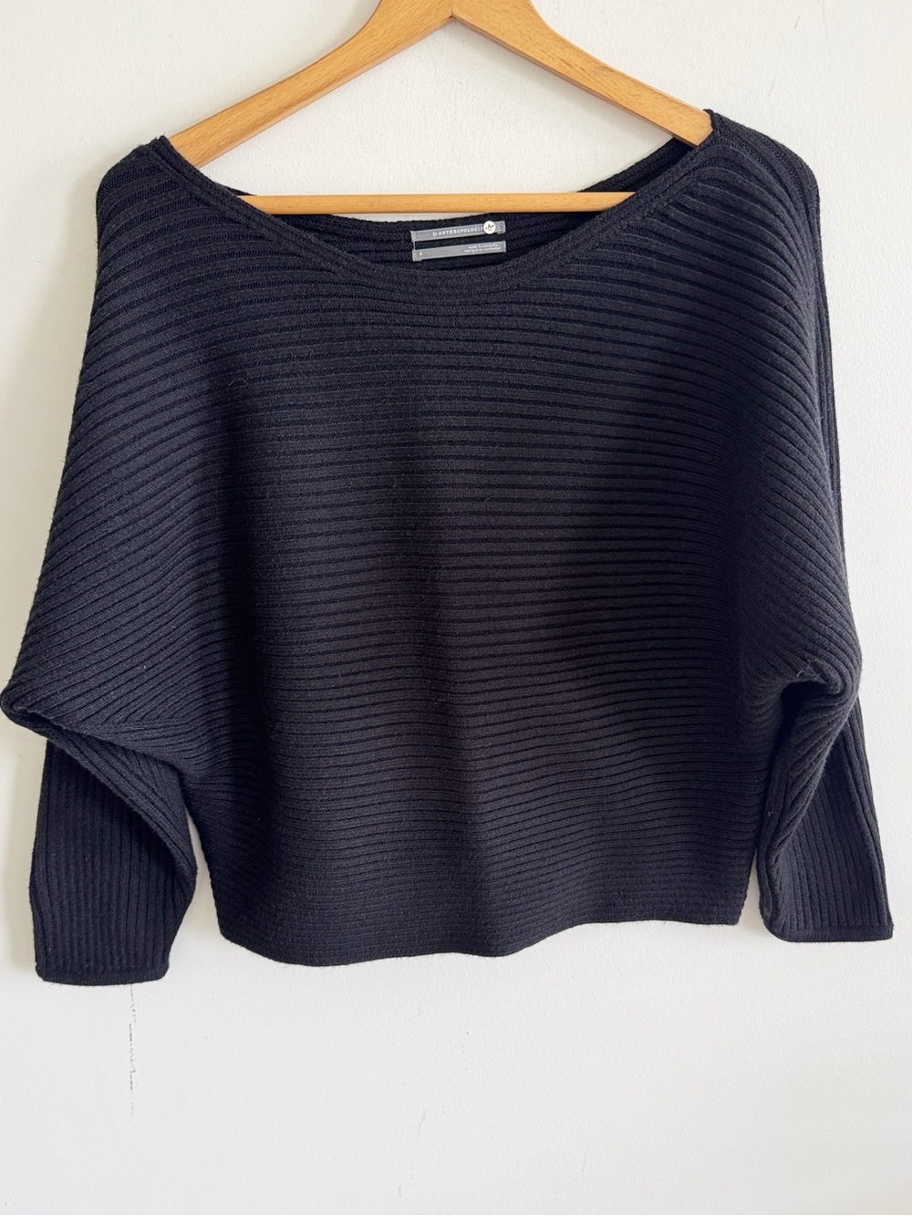 Anthropologie black ribbed knit boatneck batwing sleeve sweater size Small